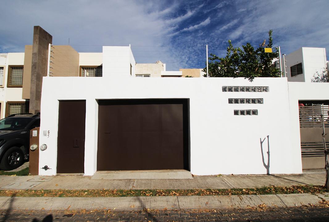 Casa en venta, en Morelia Fracc. Real Universidad
