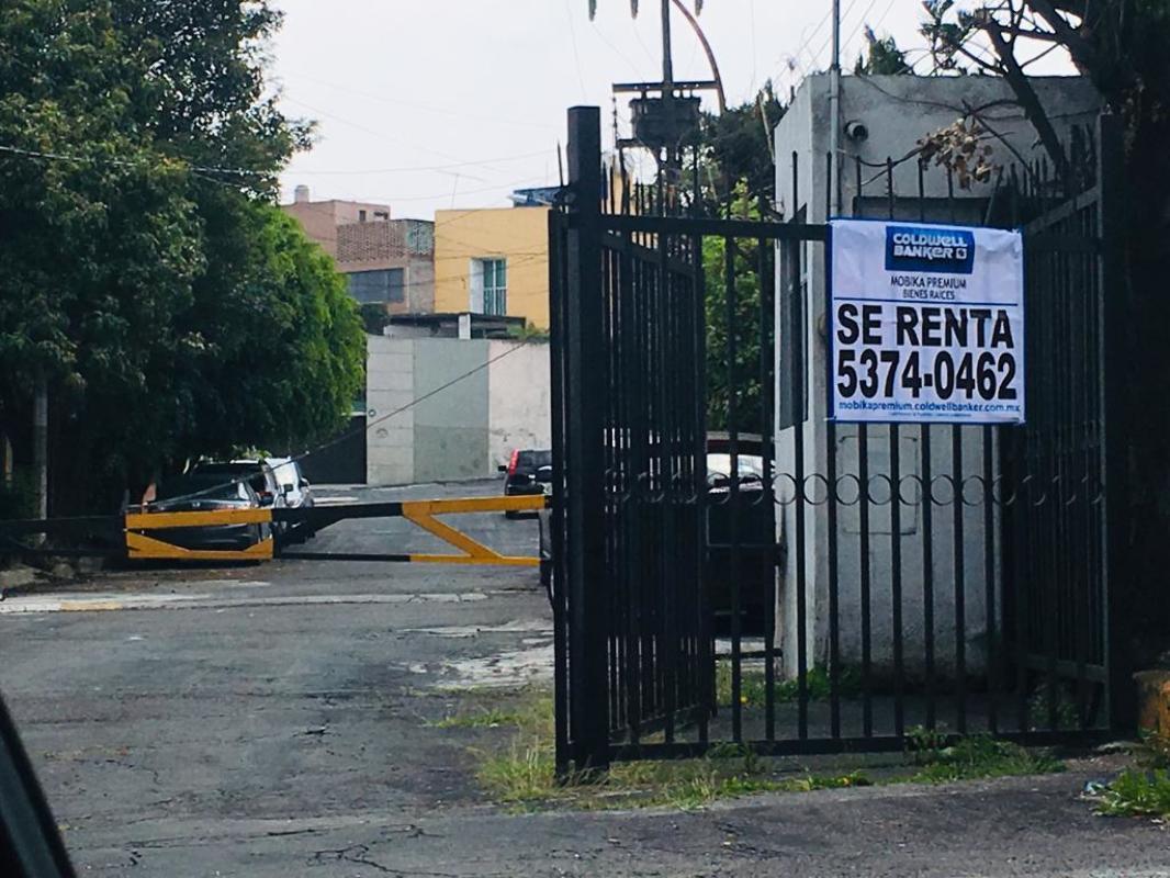 Santa Cruz Acatlán