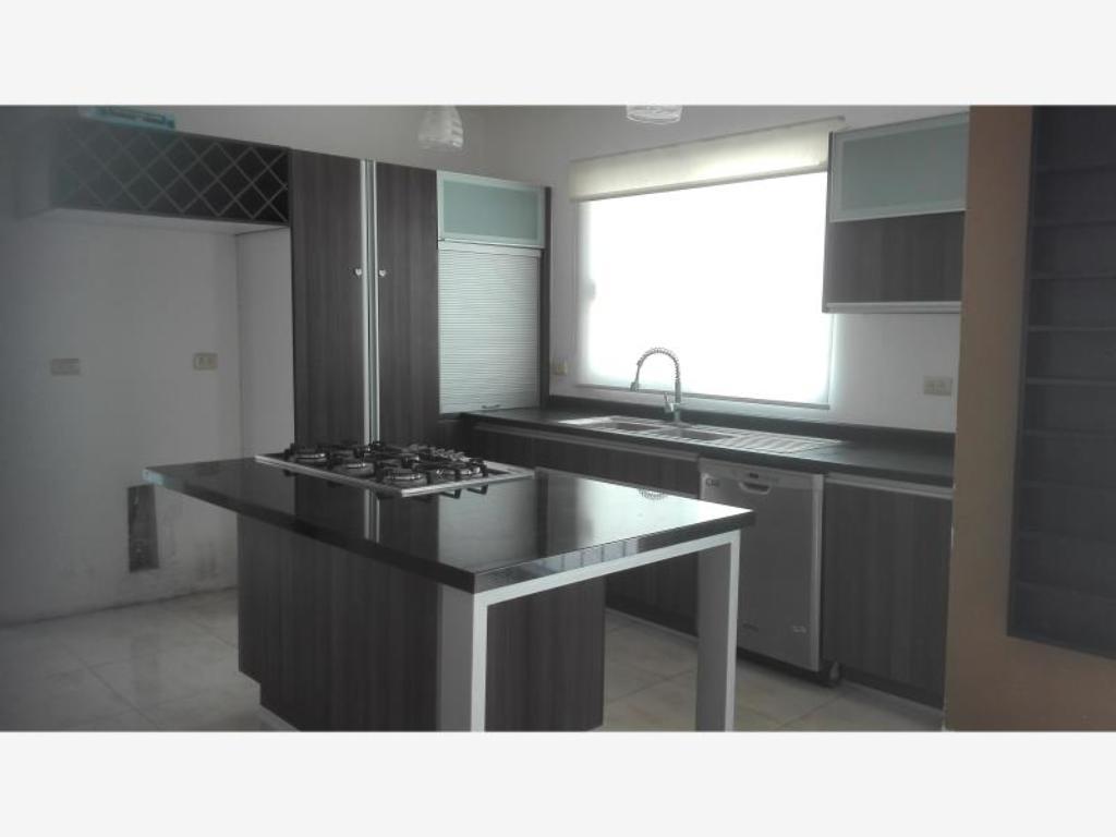 Casa en Cerrada Diamante Toni
