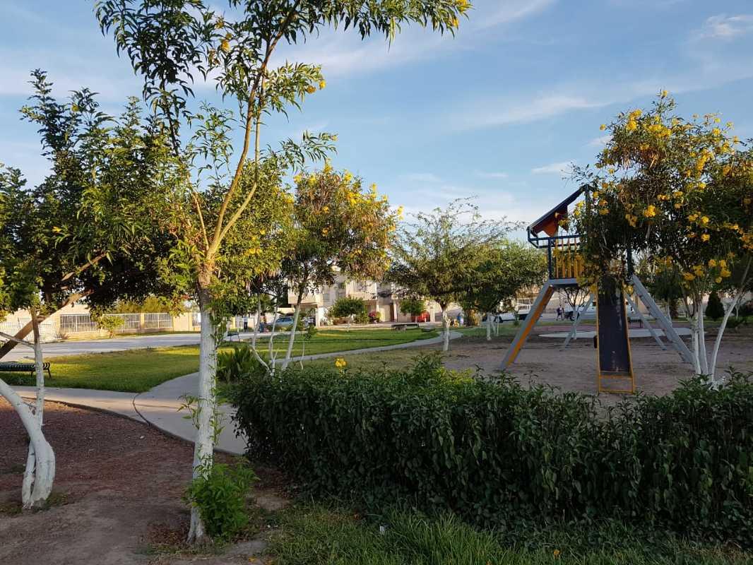 CASA EN VENTA EN FRACC. VILLAS CENTENARIO TORREON
