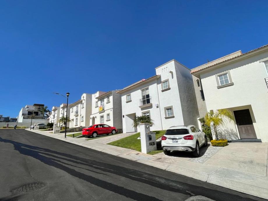 Venta de Casa, Paseo Savelli, Cumbres del Lago, Juriquilla, Queretaro
