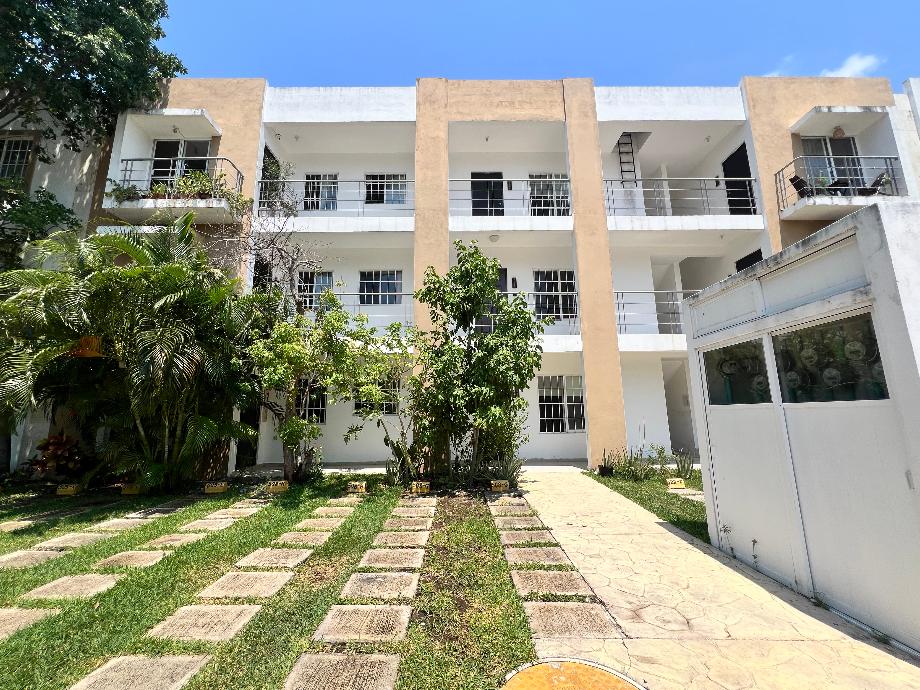 Espacio y Comodidad en Selvanova: Departamento de 3 Recámaras en Playa del Carmen
