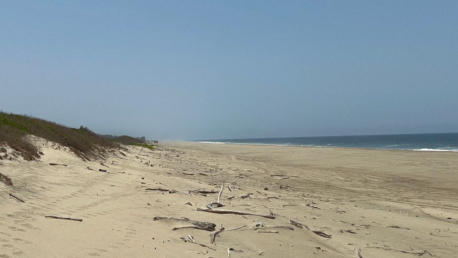 Terreno frente a Playa Isla Navidad, Cihuatlan Jalisco