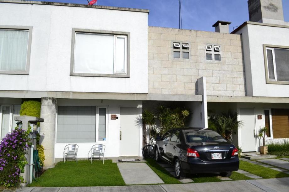 CASA EN VENTA EN FRACCIONAMIENTO VALLE LOS ENCINOS