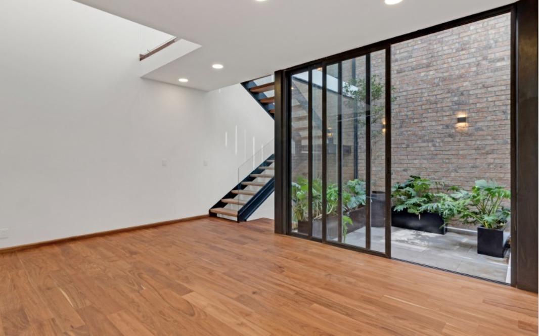 ¡La Casa de tus Sueños te Espera en Amores, Del Valle Sur! Casa en Venta en Benito Juárez.