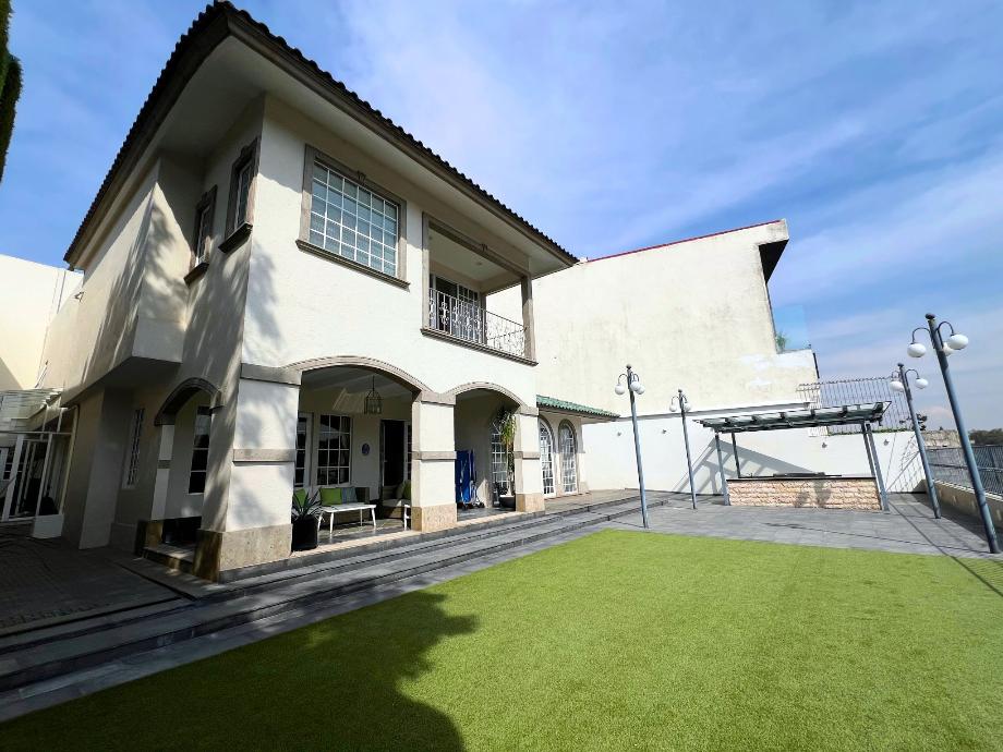 Casa en Venta en Lomas de Tecamachalco, Huixquilucan