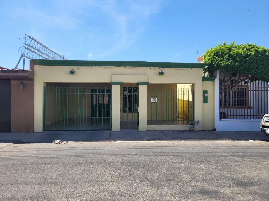SE VENDE CASA DE UN PISO EN VISTAHERMOSA