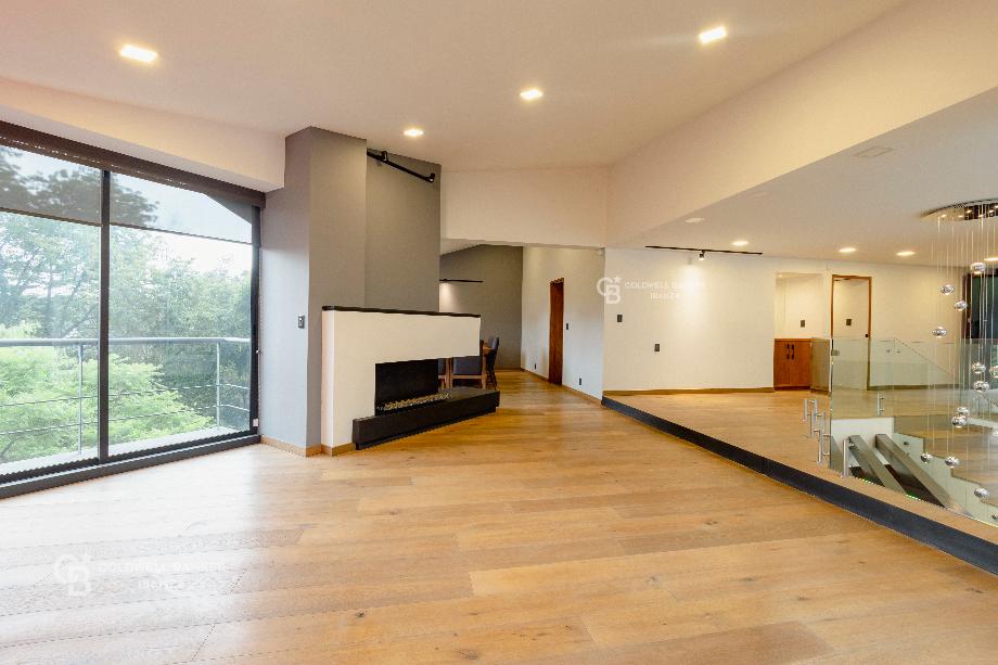 Casa Remodelada en Venta en Bosques de la Herradura